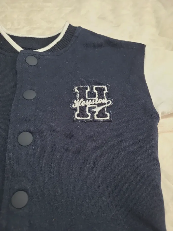 👶Veste Kiabi taille 6mois-68cm👶 - photo numéro 3