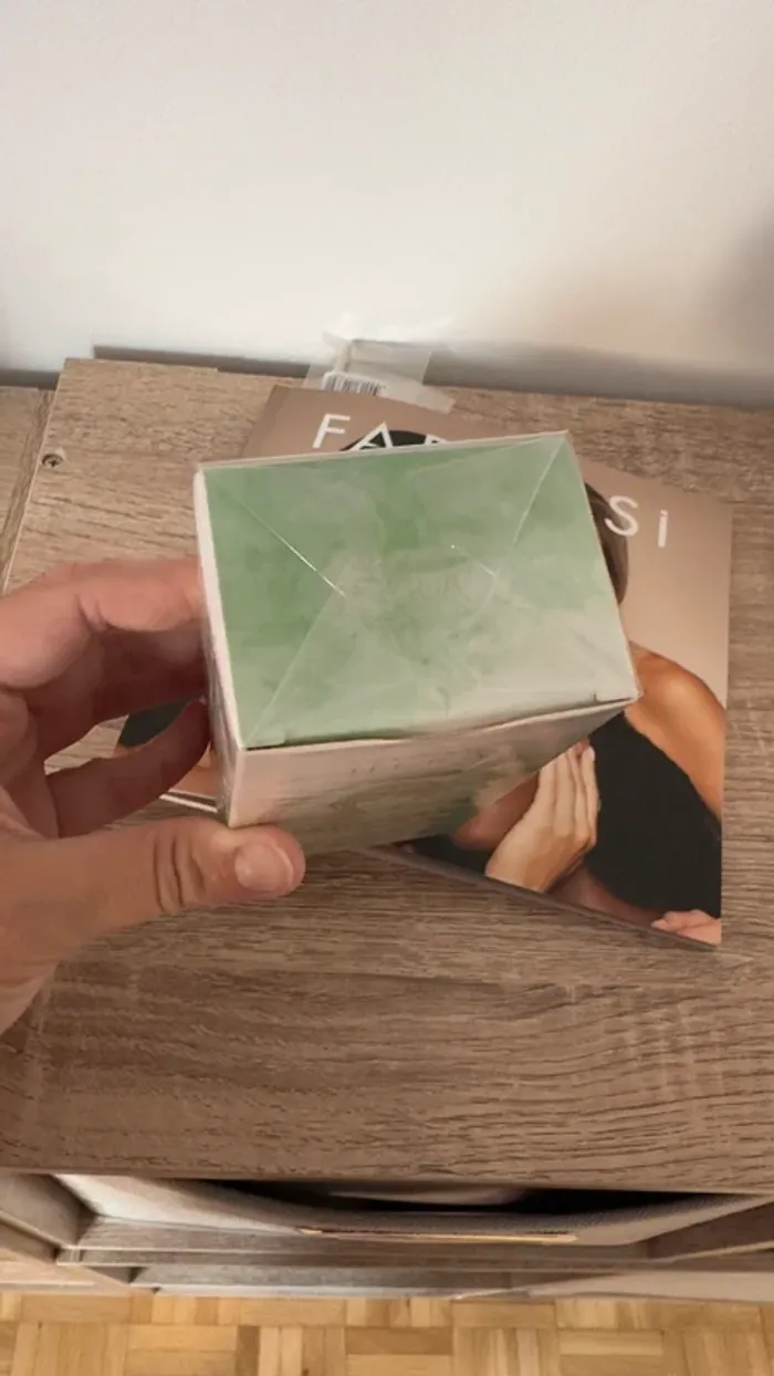 Parfum Hera de chez Farmasi - photo numéro 2