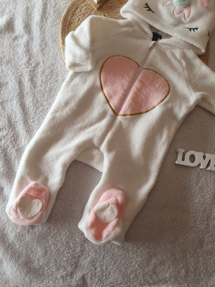 Combinaison Licorne 🦄 - photo numéro 3