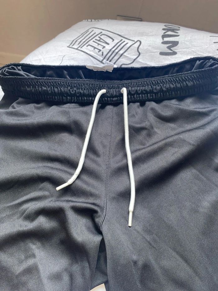 Short noir Nike S - photo numéro 3