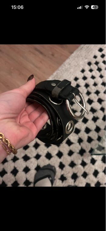 ceinture noire, à œillet