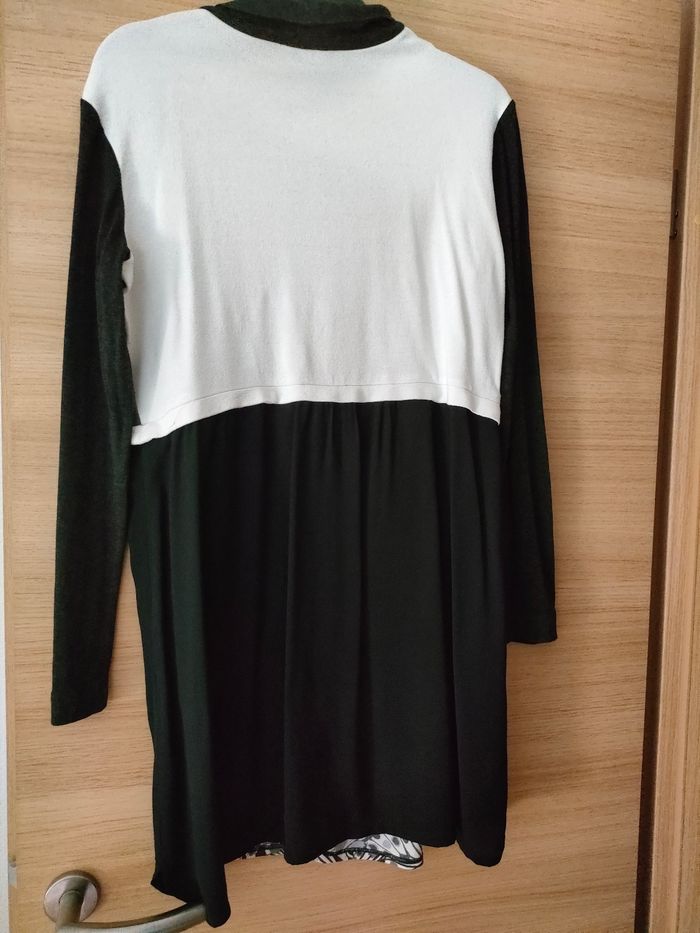 Robe courte, manches longues bi-matière - photo numéro 2