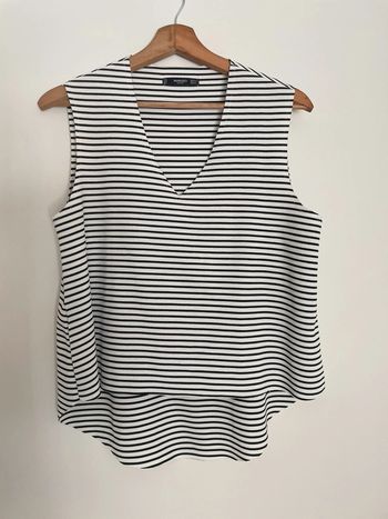 Débardeur marinière noire et blanche