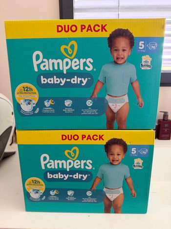 152 couches Pampers baby dry taille 5