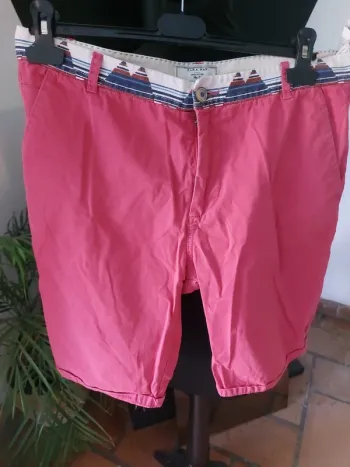 Short chino