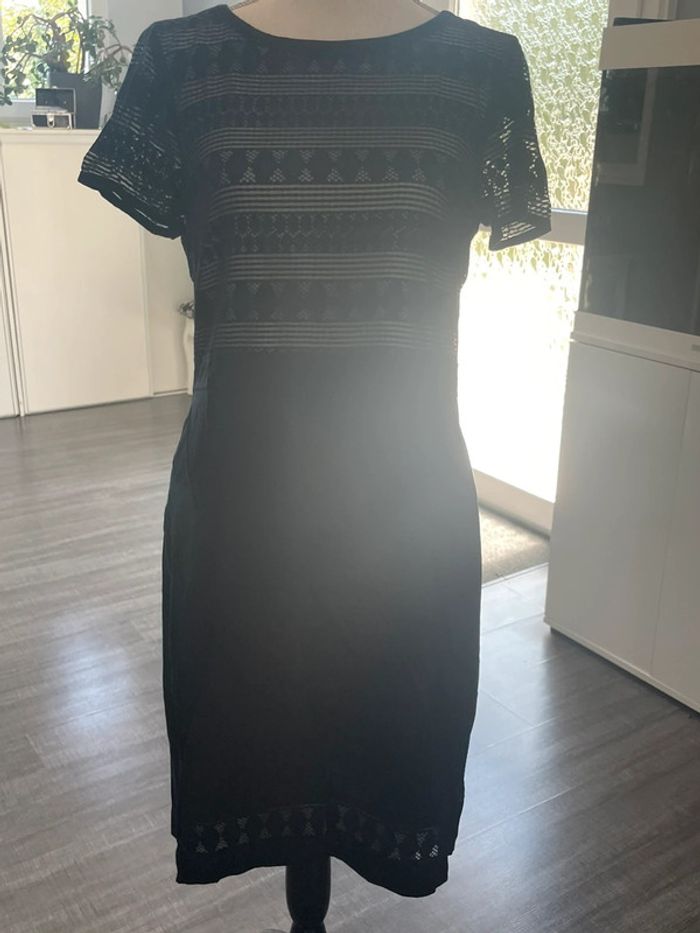 Robe noir chic taille 40 marque Bianca