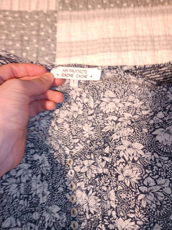 T-shirt femme taille 1 cache cache neuf sans étiquette bleu et blanc - photo numéro 3