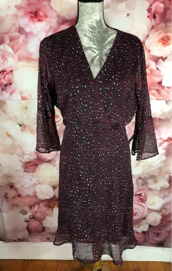 Robe Scottage