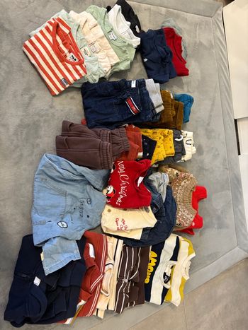 Lot d’habits 9 mois 