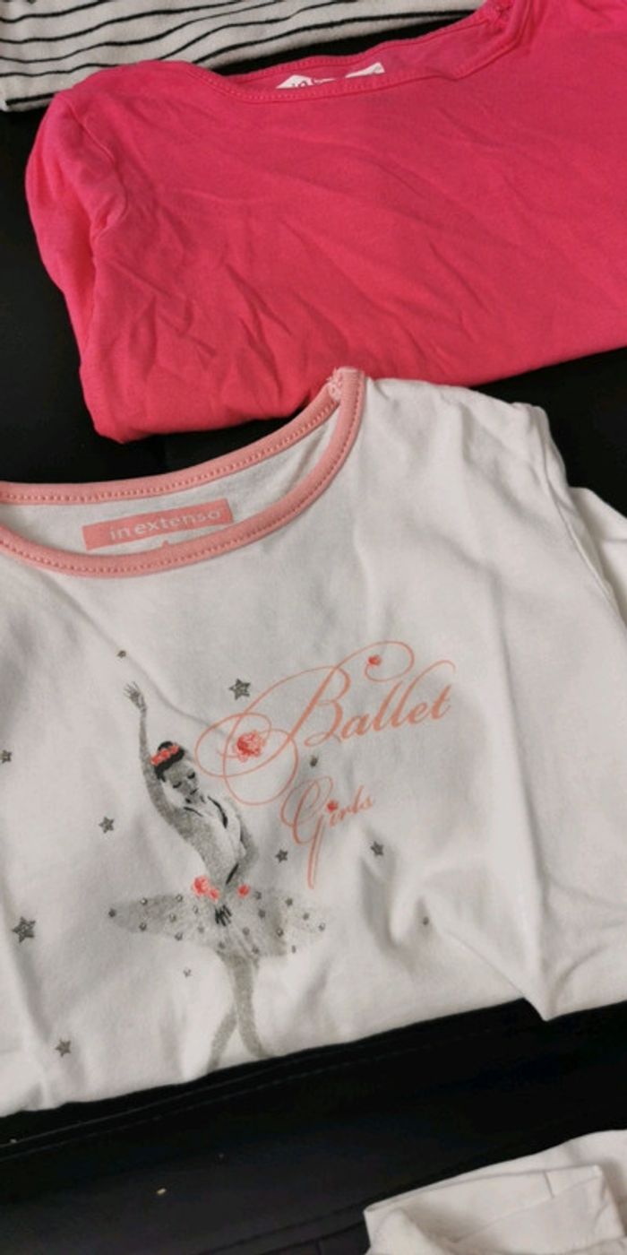 Lot t shirts 4 ans - photo numéro 3