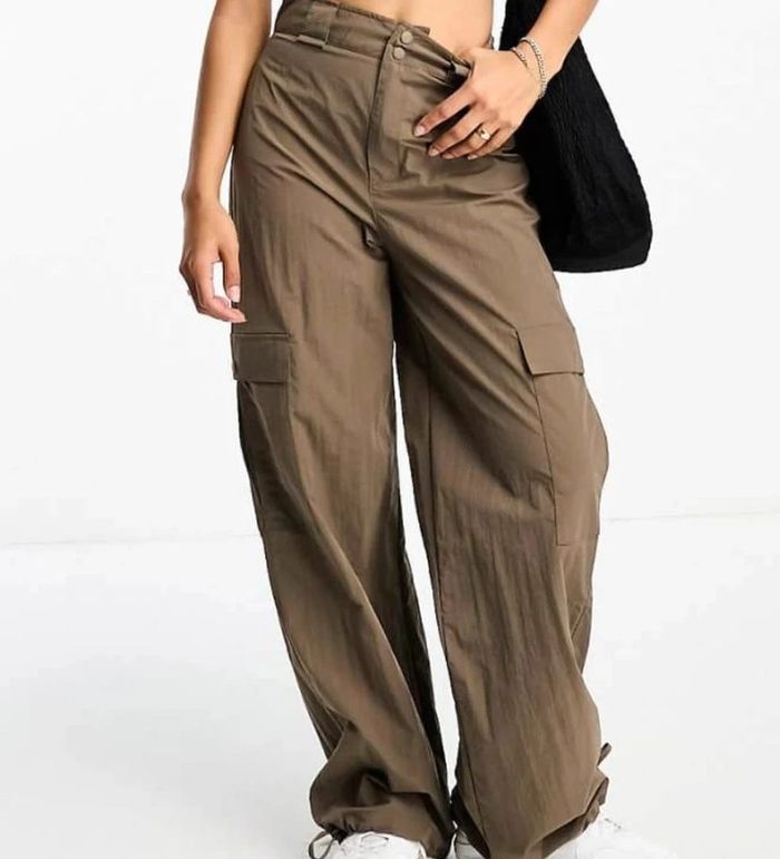 Pantalon parachute cargo kaki ASOS Taille M - photo numéro 5