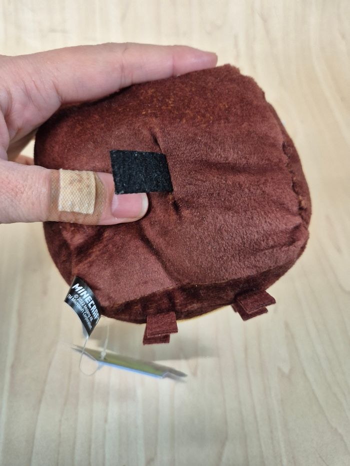 Petite peluche abeille Minecraft - photo numéro 6