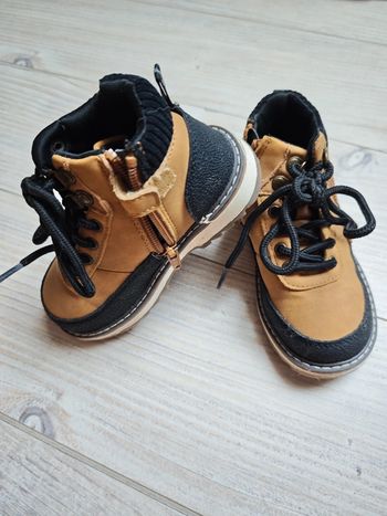 Bottines taille 25