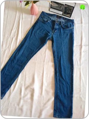 Très beau jeans Massimo Dutti