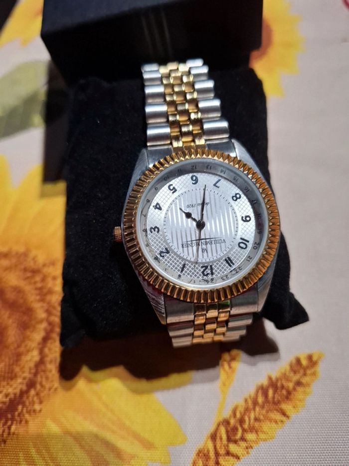 Magnifique montre homme neuve