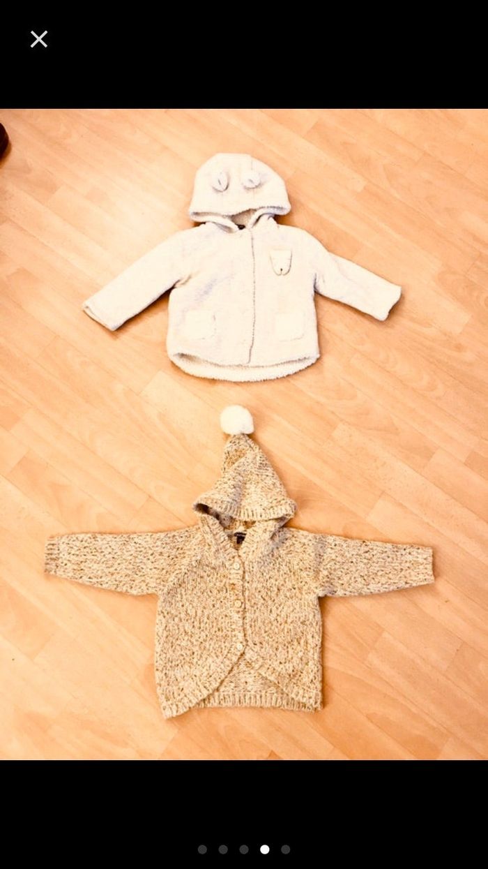 Lot 2 gilets fille taille 18 mois