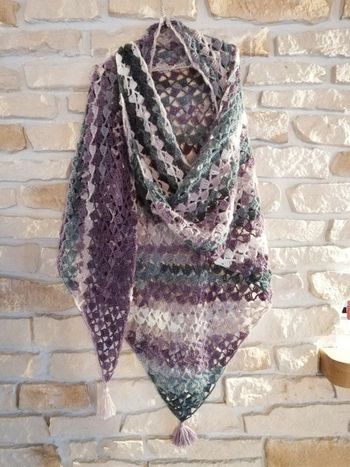 Très jolie châle fait main