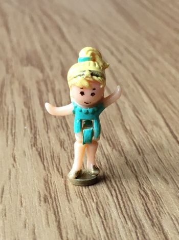 Polly Pocket figurine