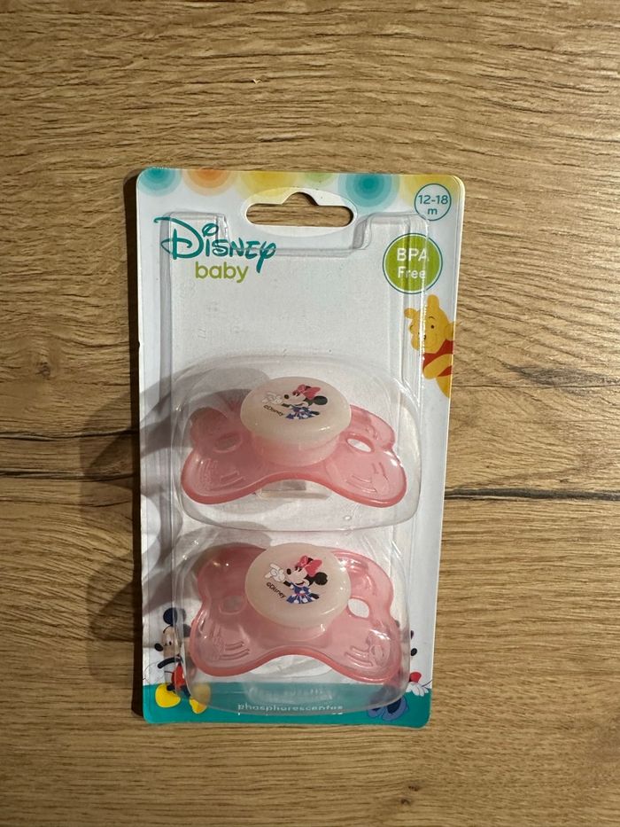 Tétines Disney 12/18 mois