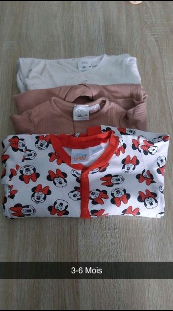 Vêtements  3-6 mois pyjamas