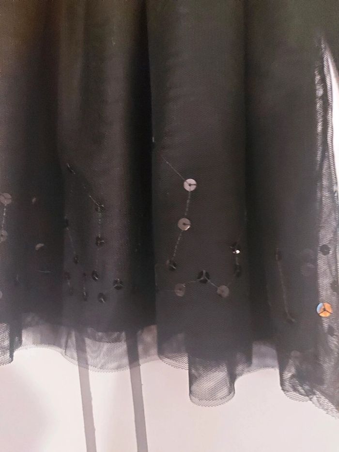 Robe noire 4 ans - photo numéro 4