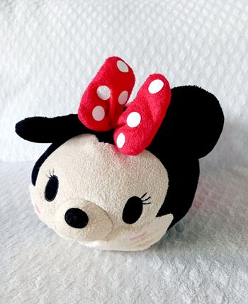 Peluche doudou Minnie Tsum Tsum Disneyland 