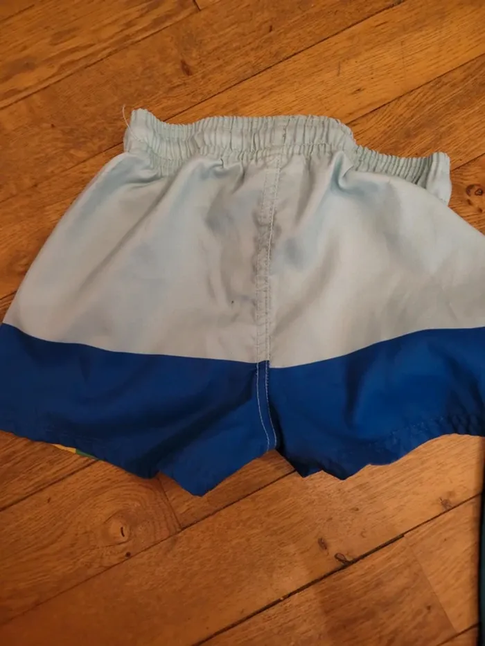 Short de bain + short 4 ans - photo numéro 6