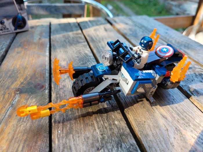 Lego Marvel Avengers 76123, Captain America, complet avec boîte - photo numéro 3