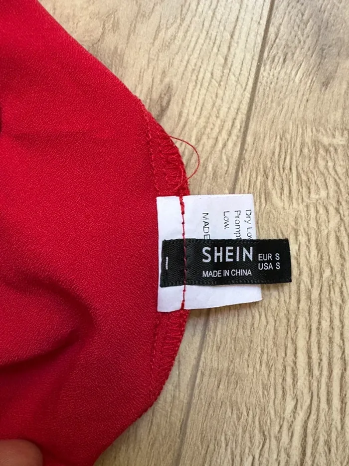 Top rouge shein - photo numéro 3