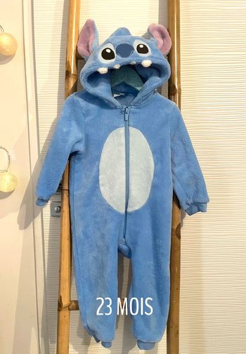 Combinaison / surpyjama Stitch taille 24 mois