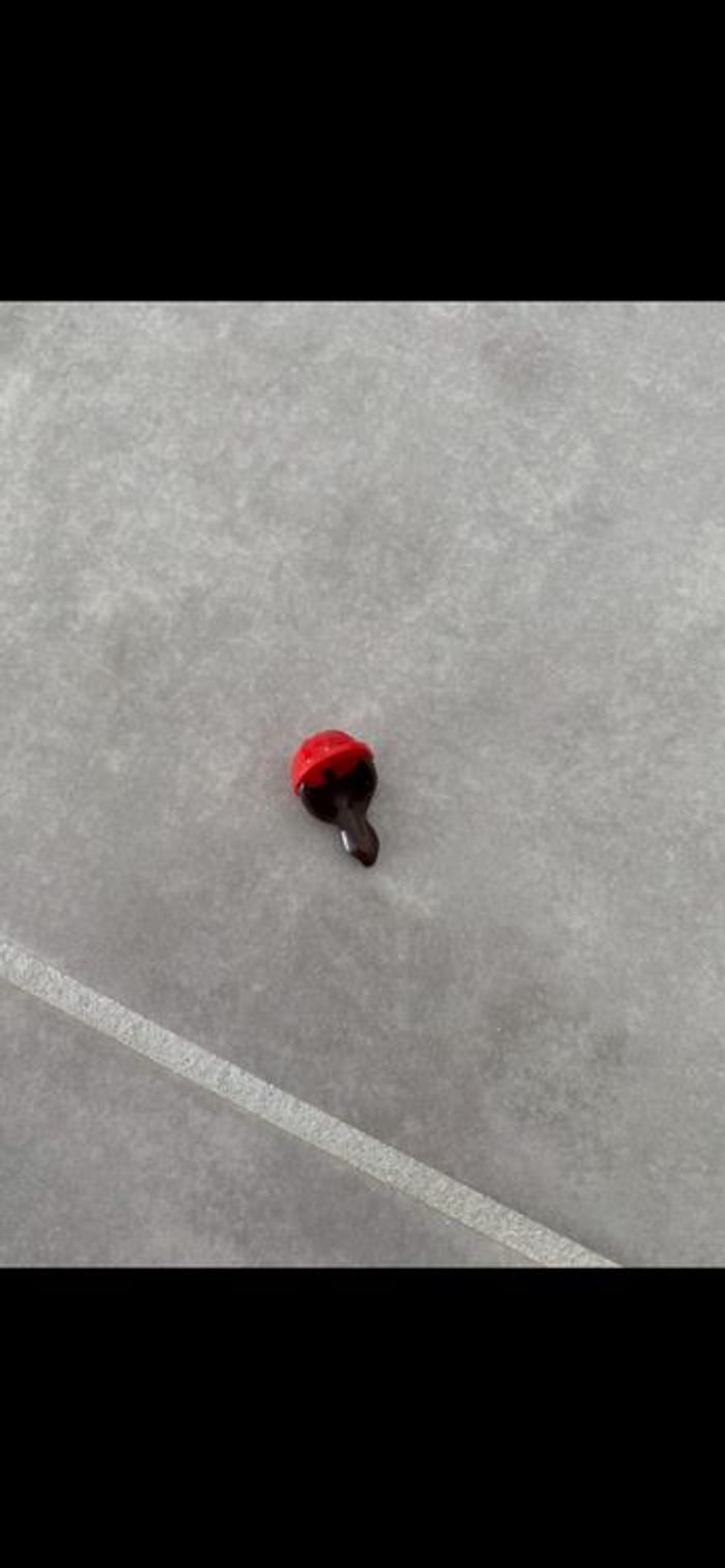 Chapeau et cheveux Légo - photo numéro 2