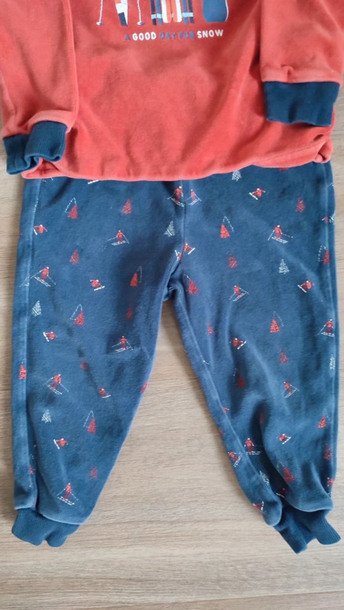 Pyjama Okaïdi velours 2 ans - photo numéro 2