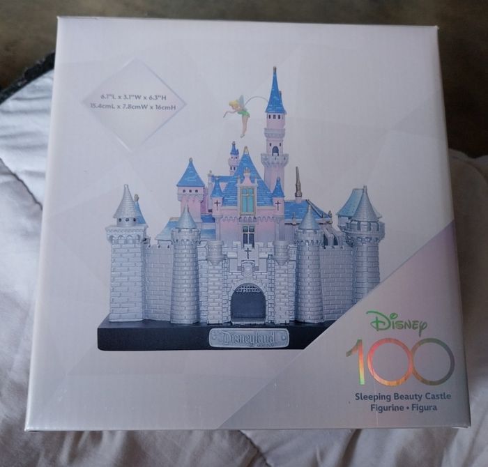 Figurine chateau 100 ans anniversaire disney la belle au bois dormant, aurore - photo numéro 2