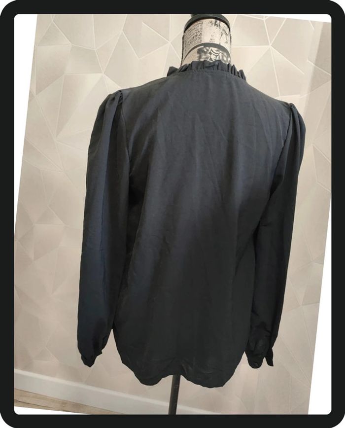 Chemise noire - photo numéro 3