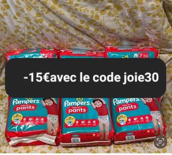 Six pack de couches Pampers taille 7 culotte