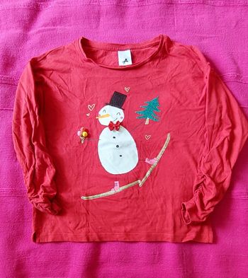 Tee-shirt rouge 7 ans