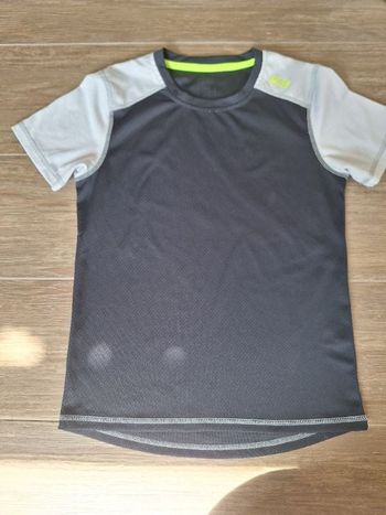 Tee shirt en matière respirante