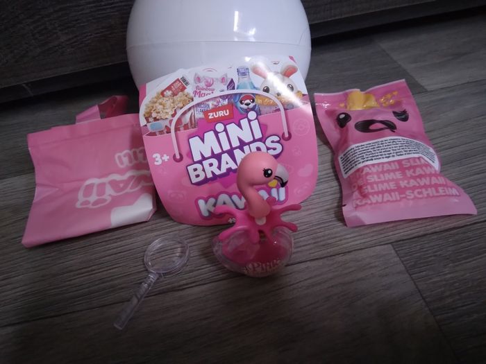 Mini brands kawaii flamant rose neuf