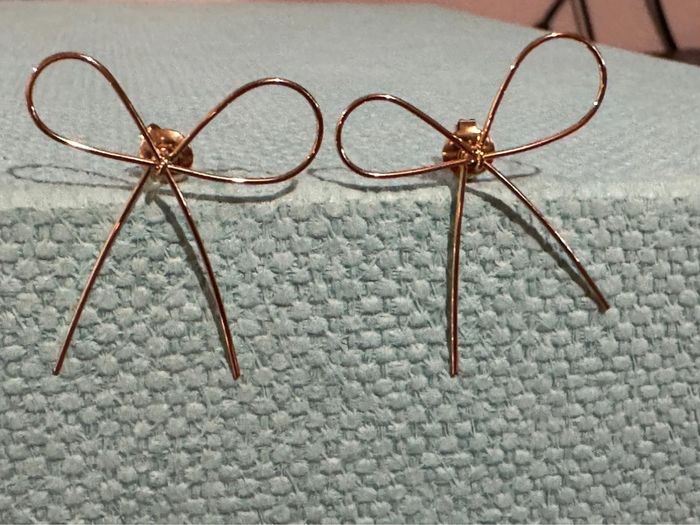 Boucles d’oreilles gros noeud fils acier inoxydable or