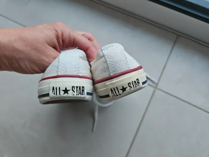 Basket basses converse blanches 27 - photo numéro 2