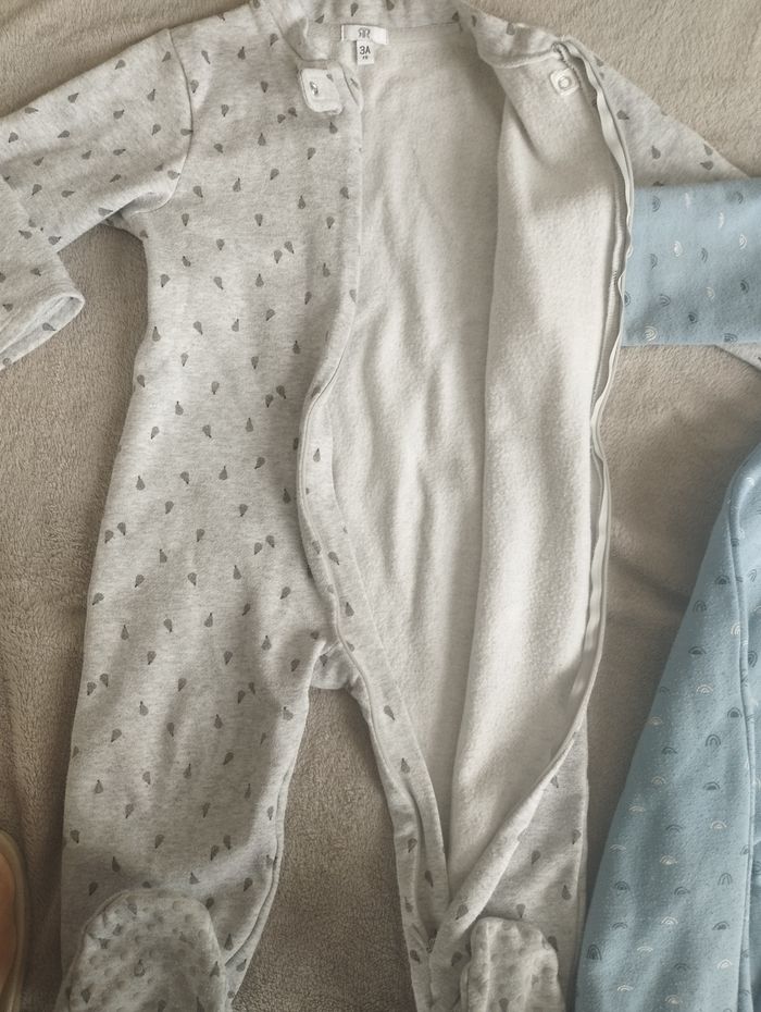 Lot surpyjamas mixtes 3 ans - photo numéro 4