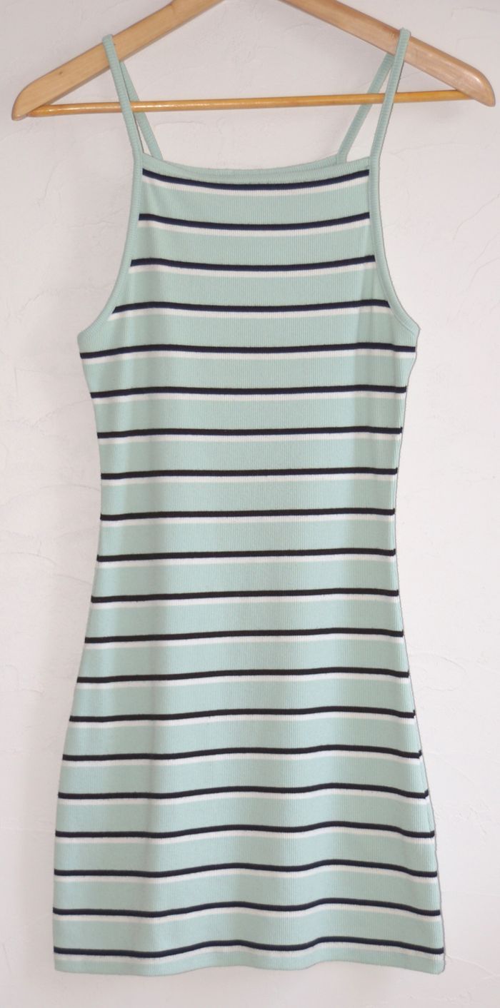 Robe à rayures - photo numéro 2