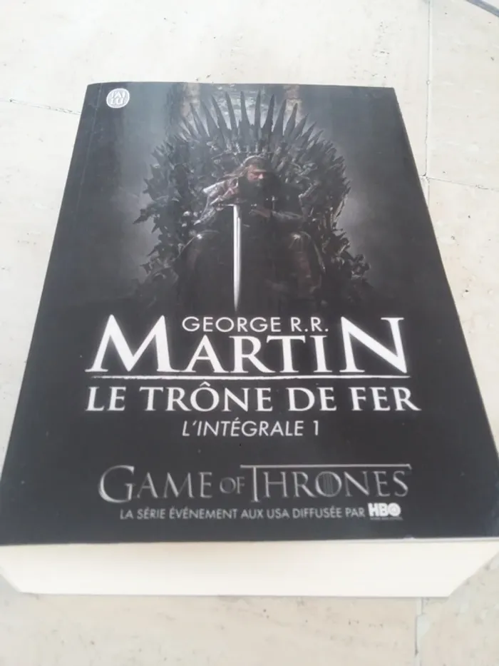 livre game of thrones