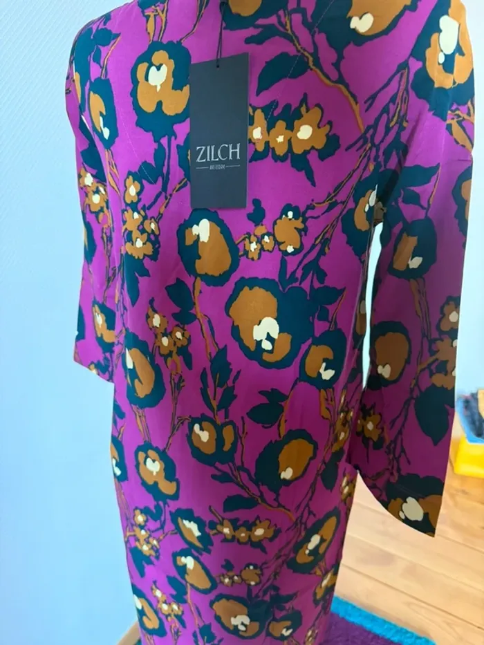 Robe coloré violette neuve avec étiquette taille XS- S zilch - photo numéro 5