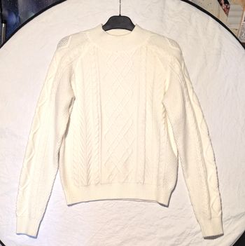 Pull Cache Cache Blanc Couleur Unie Motif Formes Géométriques Vêtement Tendance Mode Filles