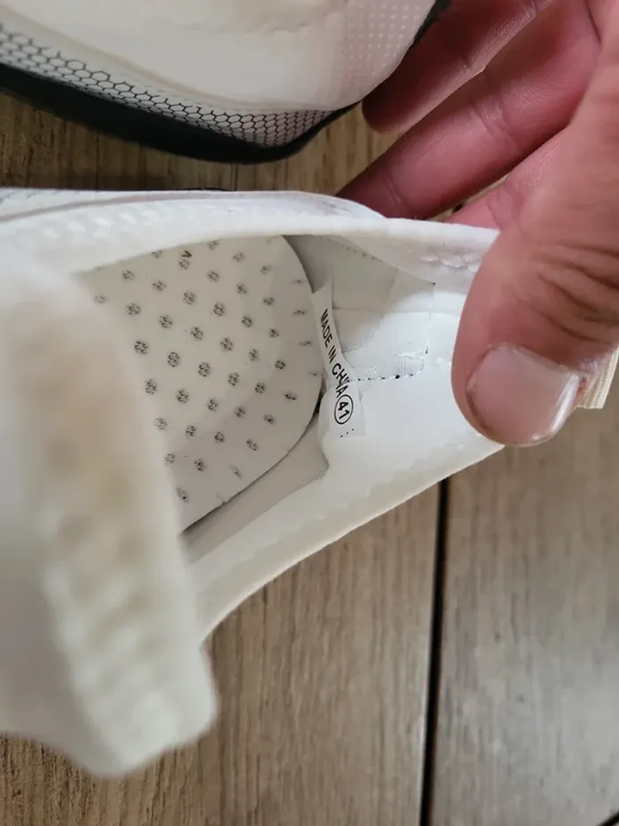Chaussure de sport - photo numéro 3