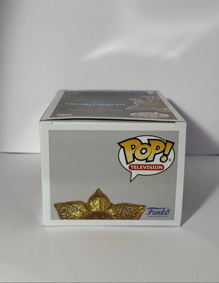 Figurine POP Supreme Limited Edition : Stranger Things - Demogorgon (Gold) - photo numéro 5