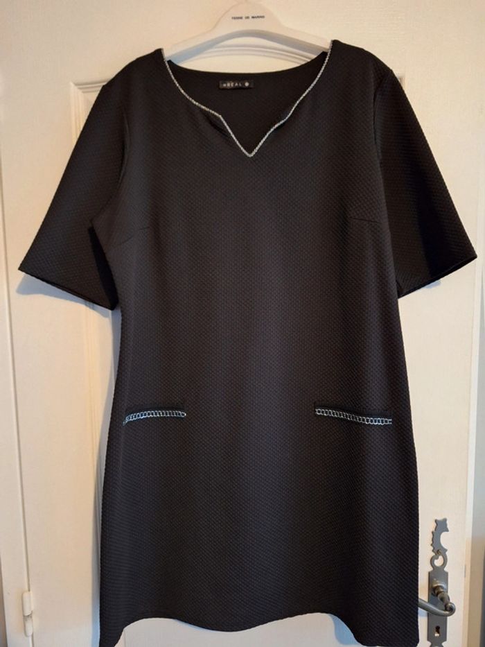 Robe noir