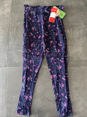 Pantalon neuf léger 7 ans