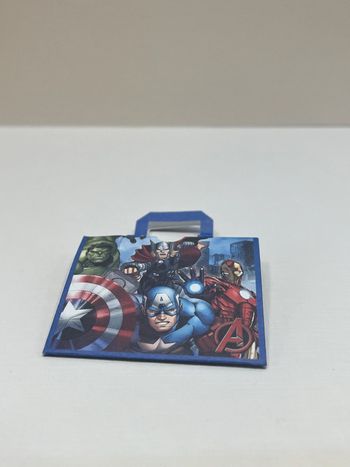 Mini Brands Disney série 3 - Mini cabas Marvel